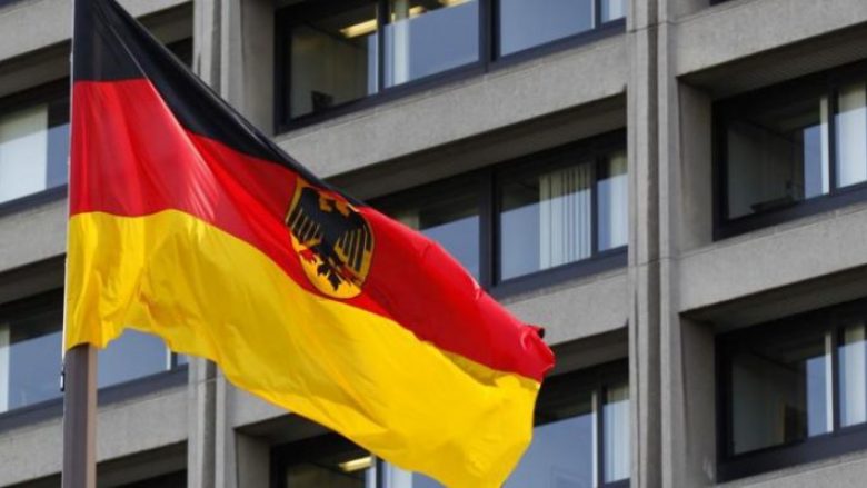 Ambasada Gjermane: Të mos keqpërdoret miratimi i ligjeve për FSK-në për eskalim