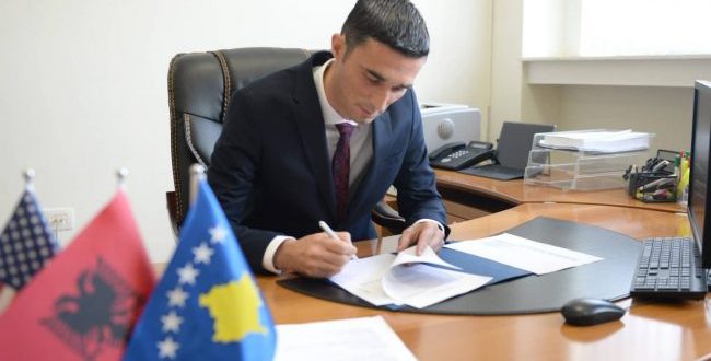 Ministri Shala deklason ministrin boshnjak të Tregtisë: Masa kurrë nuk do të hiqet pa e njohur Kosovën