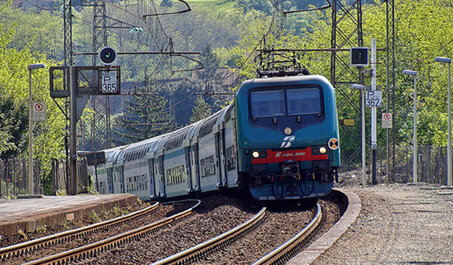 Në Kosovë rritet numri i pasagjerëve që shfrytëzojnë trenin dhe aeroplanin