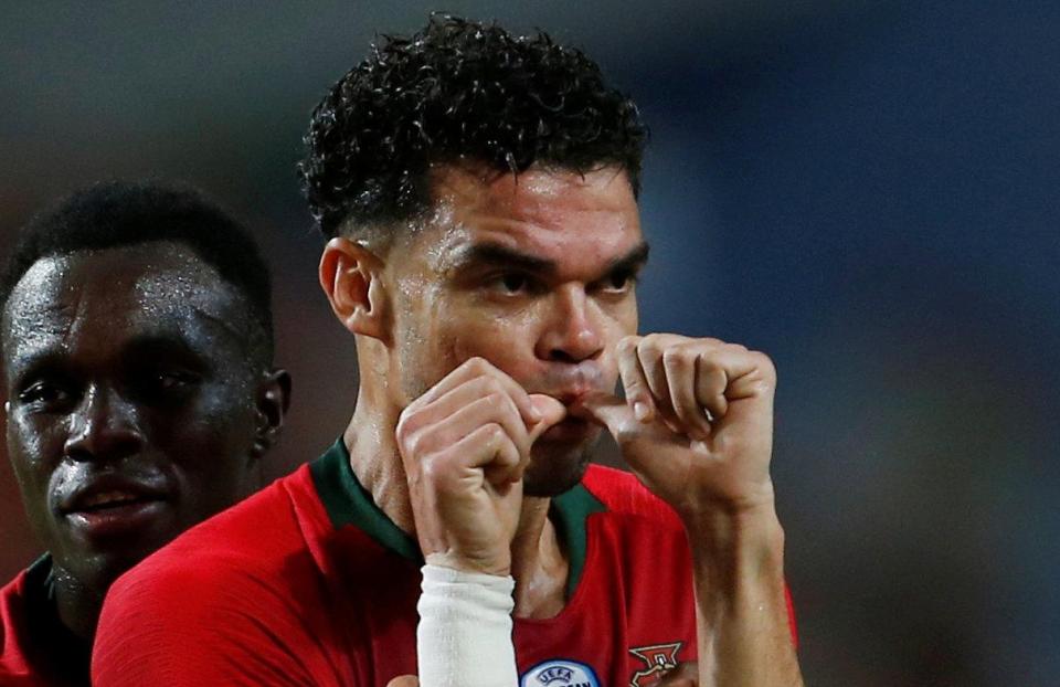 Pepe refuzon Arsenali, i bashkohet Fabregasit te Monaco