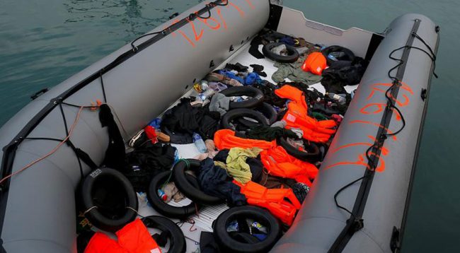 Mbytet anija në Mesdhe, rreth 170 emigrant dyshohet se humbën jetën