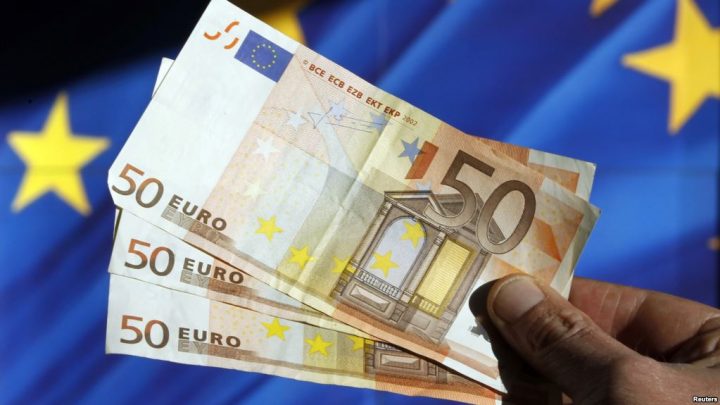 Monedha euro mbush 20 vjet