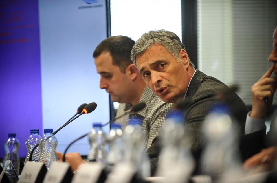 Lumezi: Tribunali për krimet serbe në Kosovë, vështirë se do të formohet