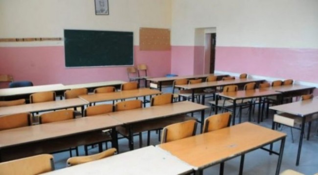 Rreth një mijë nxënës braktisën shkollën për një vit