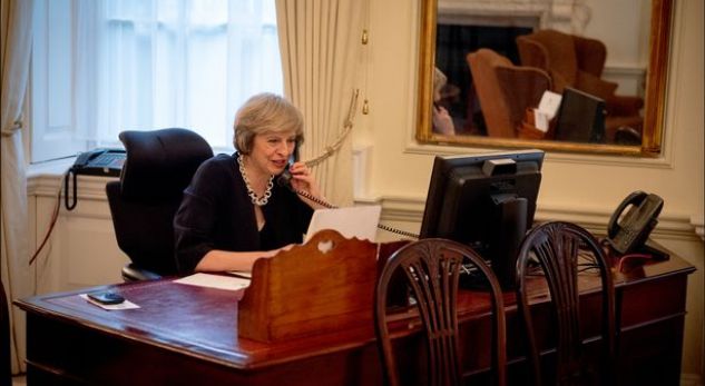 May telefonon liderët e BE’së për Brexit