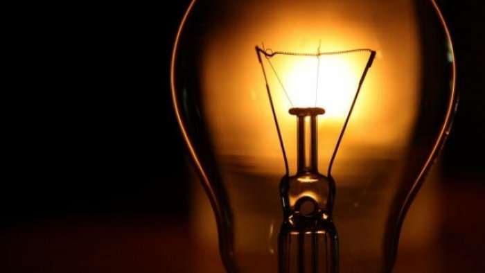 Edhe Qeveria shqiptare bën thirrje për kursimin e energjisë elektrike