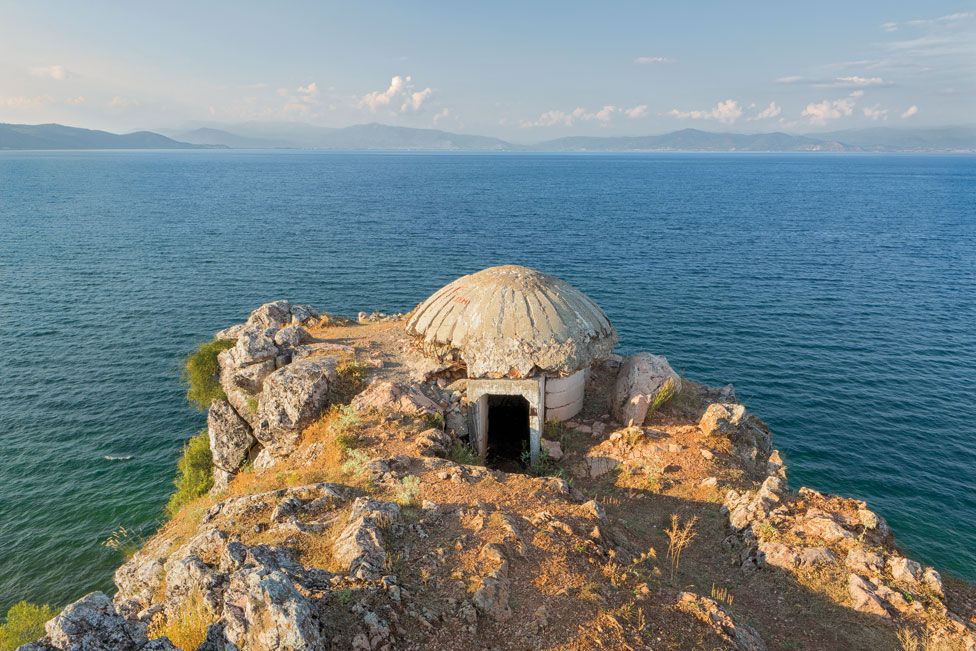 Revista amerikane shkruan për 750 mijë bunkerët e Shqipërisë, ja cila ishte kostoja e tyre