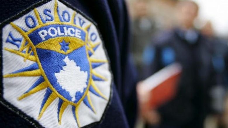 Ndalen dy femra të moshës së mitur në kufi te Dheu i Bardhë, policia jep detaje