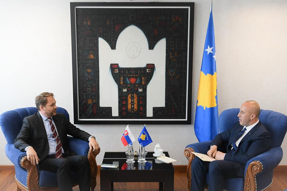 Haradinaj takohet me Ratislav Kostulnik, ja çka diskutuan
