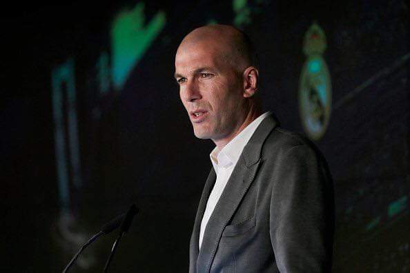 Zidane po e transferon yllin e madh te Real Madridi