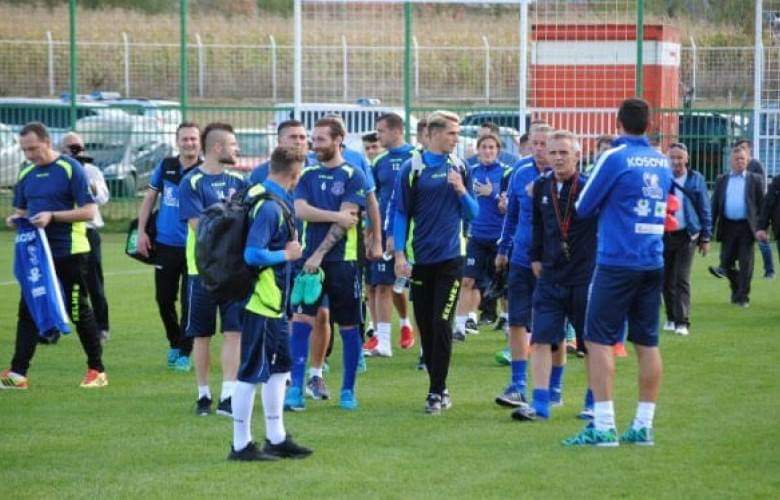 Challandes tregon nëse Kadri Veseli e pengoi stërvitjen e Kombëtares së Kosovës