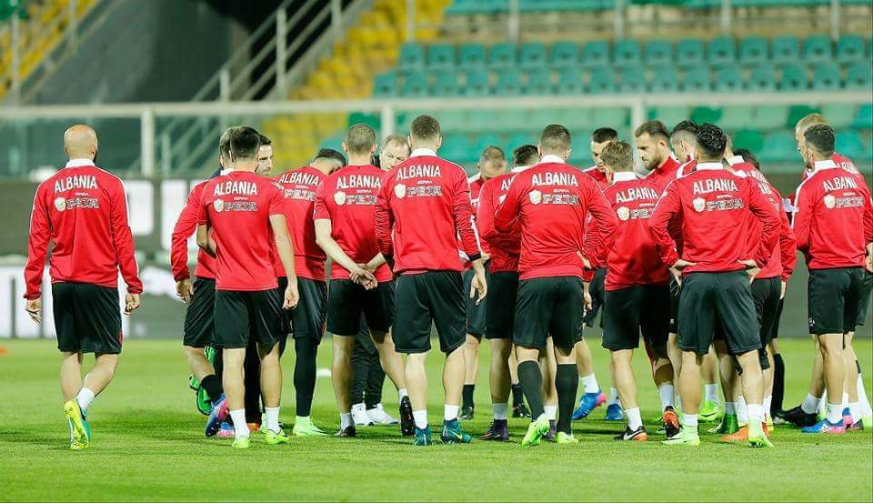 Ky pritet të jetë trajneri i ri i Shqipërisë