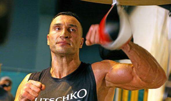 Klitschko me ofertë luksoze, a do t’i kthehet boksit?