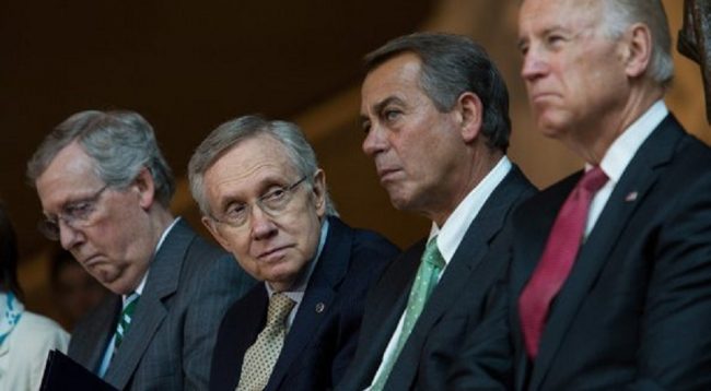 Dy senatorët amerikanë që bashkuan republikanët e demokratët për intervenimin e NATO-s në Kosovë