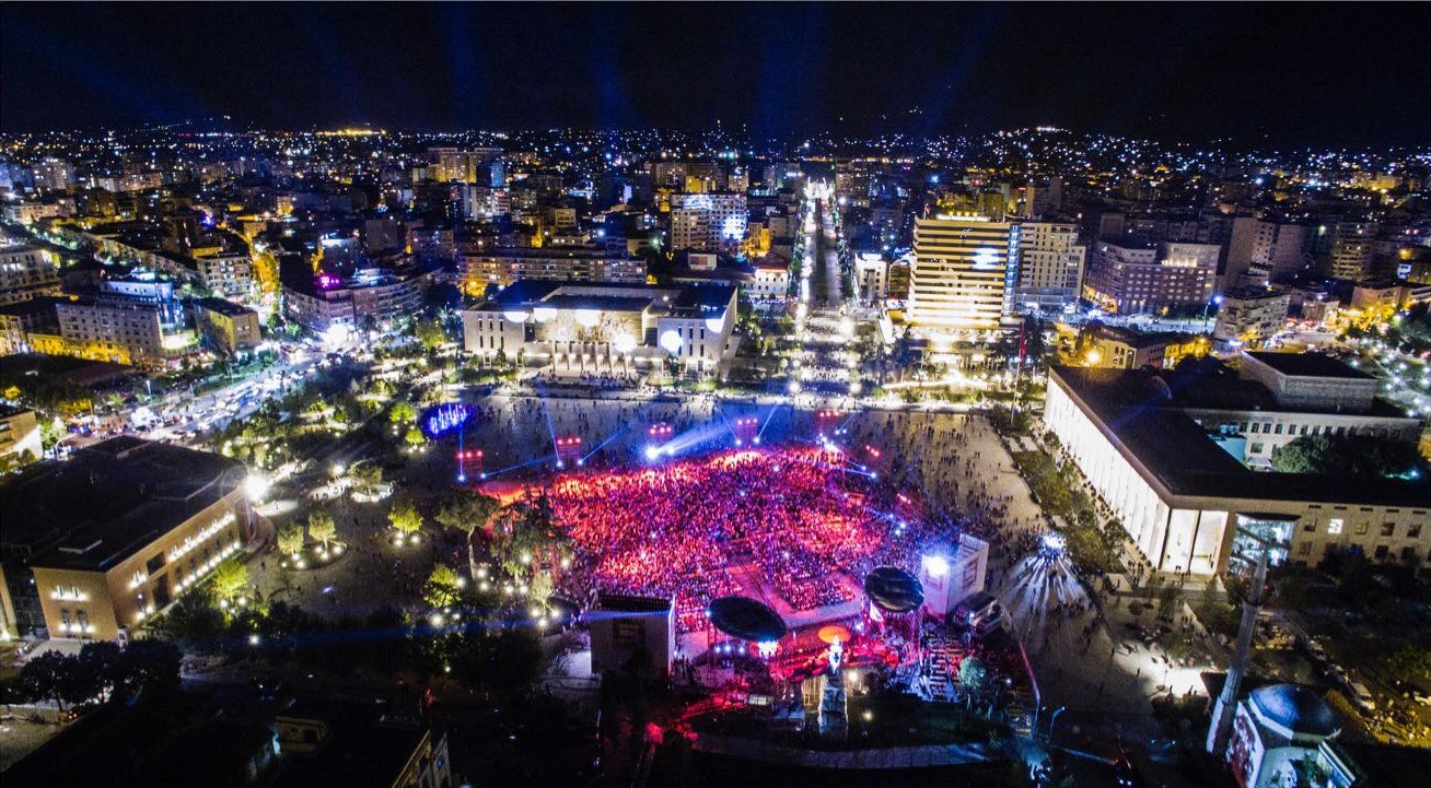 Tirana në mesin e pesë finalistëve për Kryeqytetin Europian të Rinisë 2022