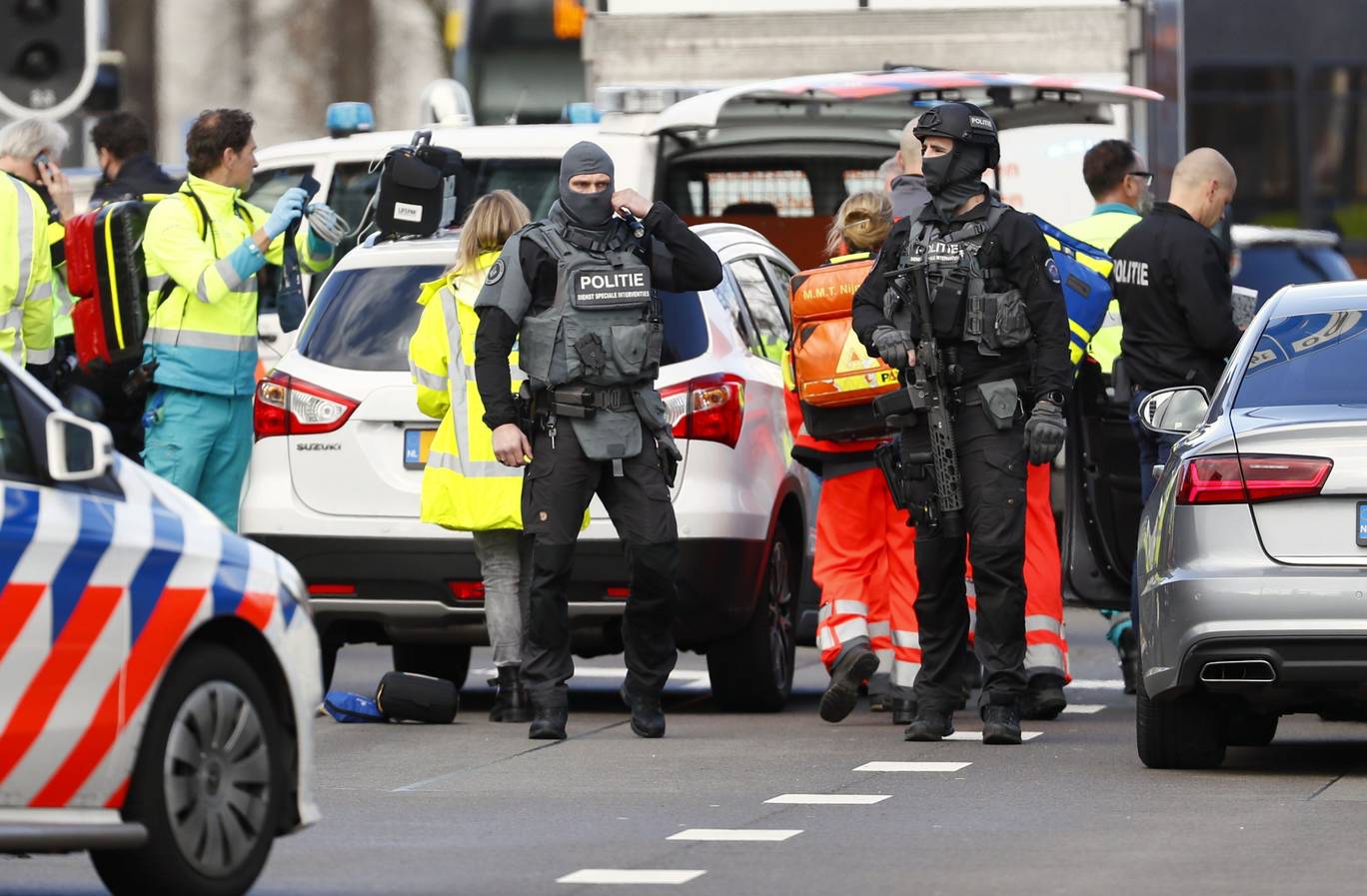 Ambasada e Kosovës në Holandë bën të ditur numrin emergjent pas sulmit të sotëm