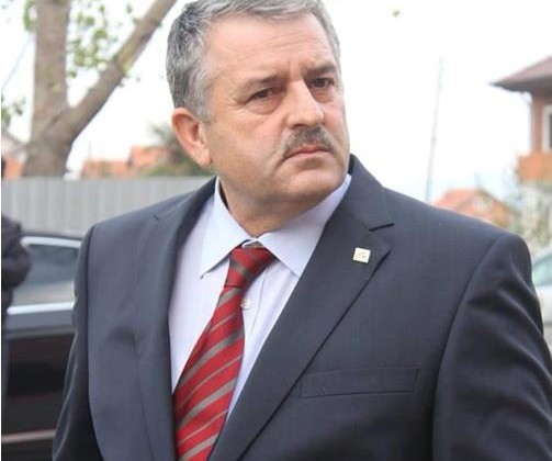 Veliu për shkarkimin e tij nga Kurti: ‘Nuk ma ka lënë shejë’