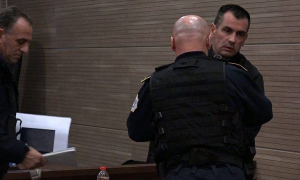 Pritet të dëshmojë vrasësi Arben Berisha, se si u vra Triumf Riza