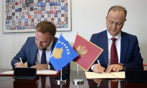 Kosova dhe Mali i Zi nënshkruan memorandum bashkëpunimi për kontrollin e mallrave strategjike