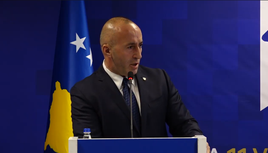 Haradinaj i palëkundur për taksën, thotë se Serbia e ka bllokuar dialogun