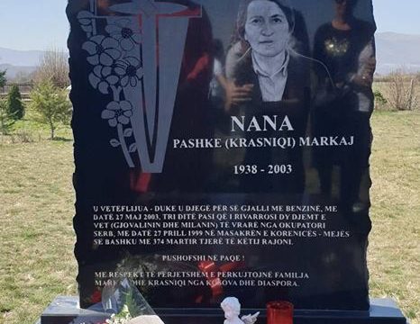 Historia prekëse e Pashke Markajt nga Gjakova, ia vuri flakën vetes pasi serbët ia vranë djemtë