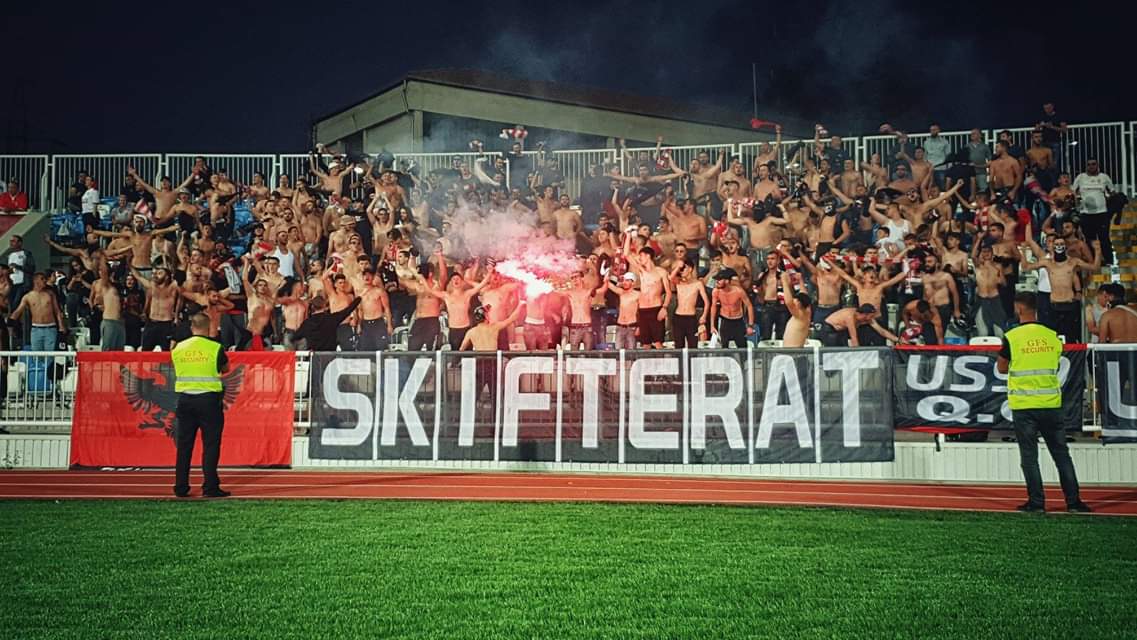 Reagimi i tifo grupit “Skifterat” për vendimin e FFK-ës