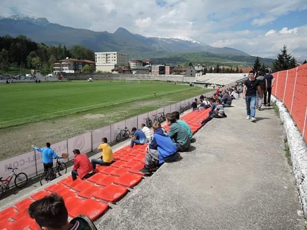 Reagon Kompania përgjegjëse për ndërtimin e stadium të Pejës