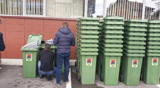 Shpërndahen 600 kontejnerë të mbeturinave në Obiliq