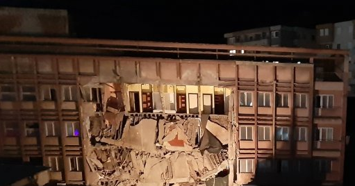Nxirret trupi i pajetë nga rrënojat e hotelit ‘Adriatik’