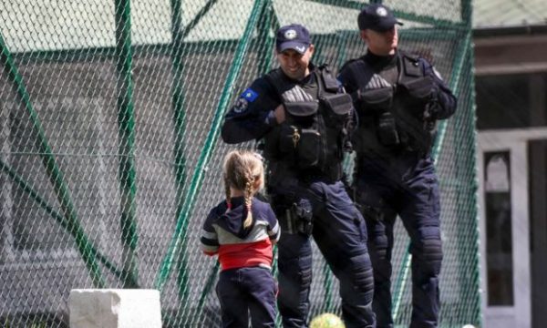 Ushtria amerikane e konfirmon se me aeroplanët e saj solli 110 kosovarët nga Siria