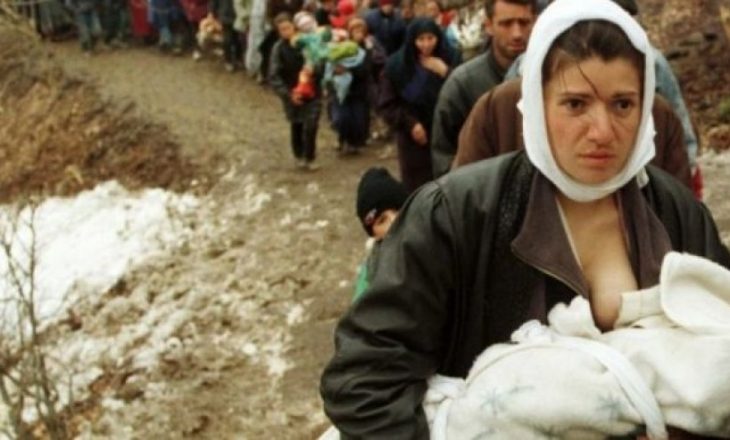 Rrëfimi i Sherifes që më 1999 ikte me vajzën në gji nga lufta në Kosovë