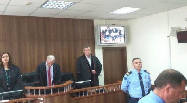 Dënohet me 23 vjet burgim për vrasjen e trefishtë në Prizren