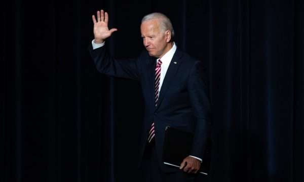 Joe Biden zyrtarizon kandidimin për president të SHBA-ve