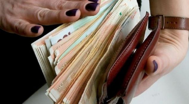 Shqipëria/ Pagat më të ulëtat në të gjithë sektorët, edhe në shtet