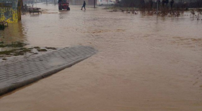 Tahirsylaj paralajmëron vërshime në Kosovë