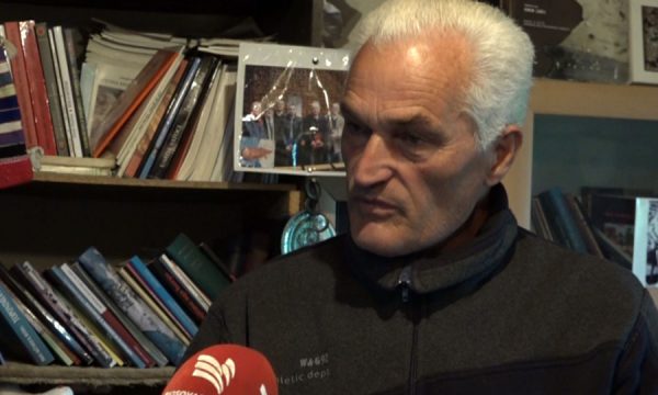 I vriten familjarët në luftë, hap muze në shtëpinë e tij