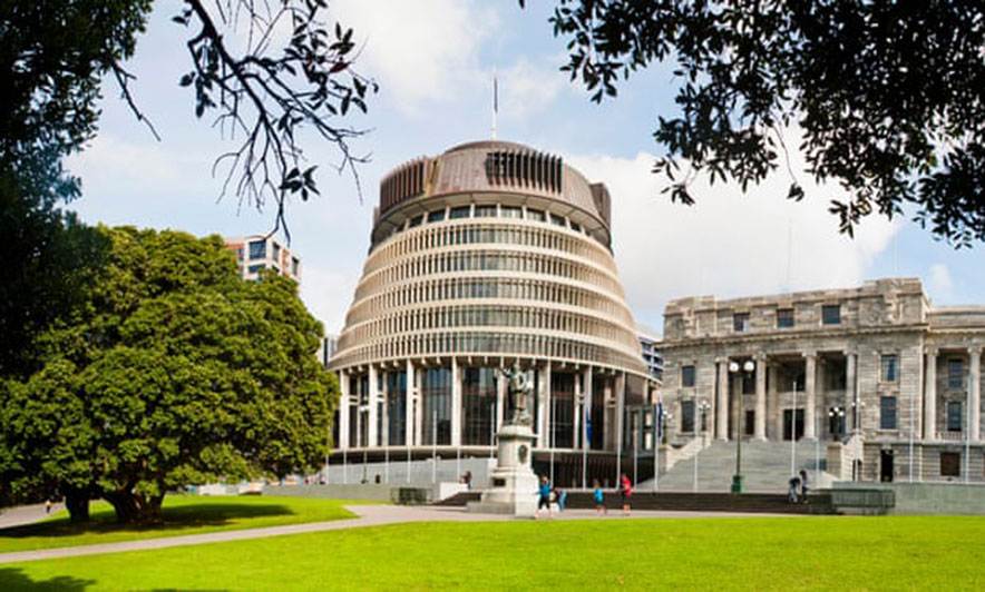 Një “përdhunues serial” punon në Parlamentin e Zelandës së Re?