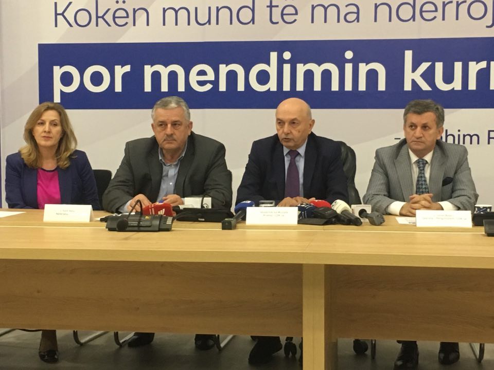 Mustafa: Ndryshimi i kufijve është ndryshim i deklaratës së pavarësisë