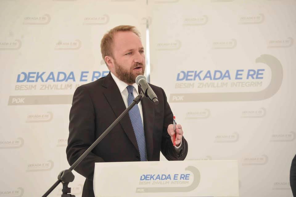 Tahiri: Kadri Veseli është kryeministër në ardhje