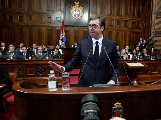 Vuçiq reagon ndaj paralajmërimeve për formimin e ‘Shqipërisë së Madhe’