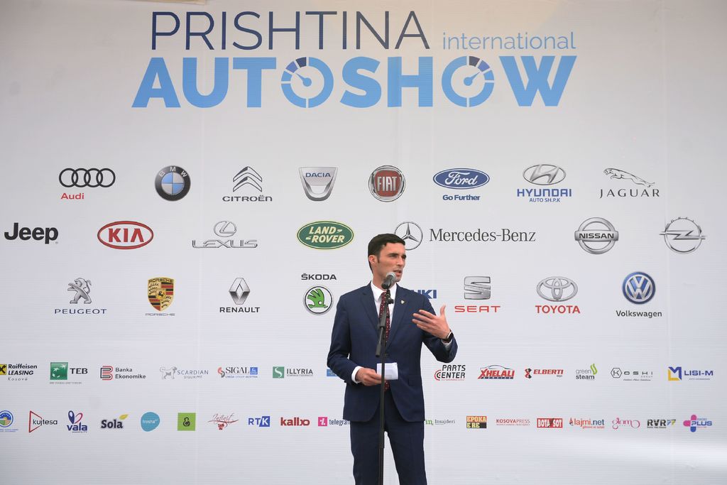 Ministri Shala fton investitorët e industrisë së automobilave për të investuar në Kosovë