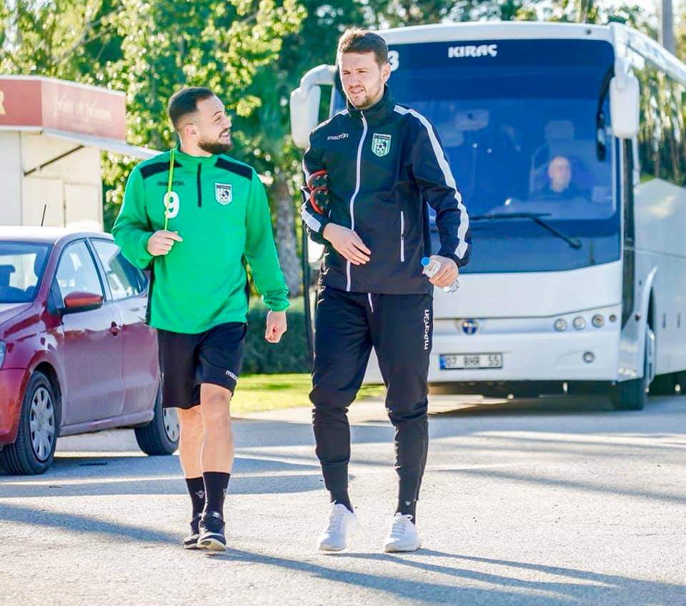 Kastriot Rexha paralajmëron Llapin