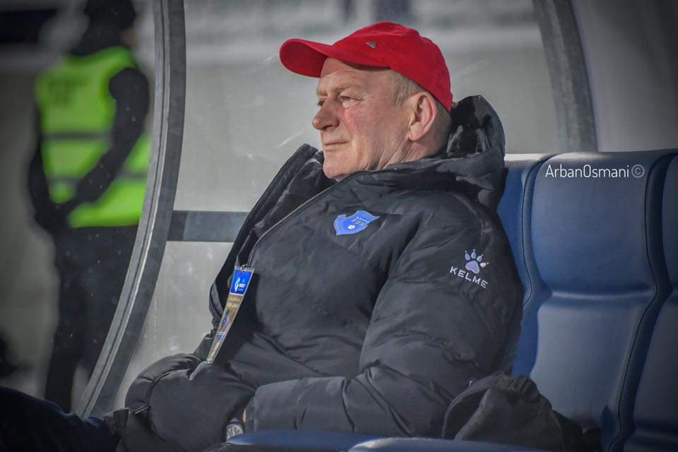 Tetë futbollistë aktual të futbollit kosovar janë ftuar nga selektori Rafet Prekazi