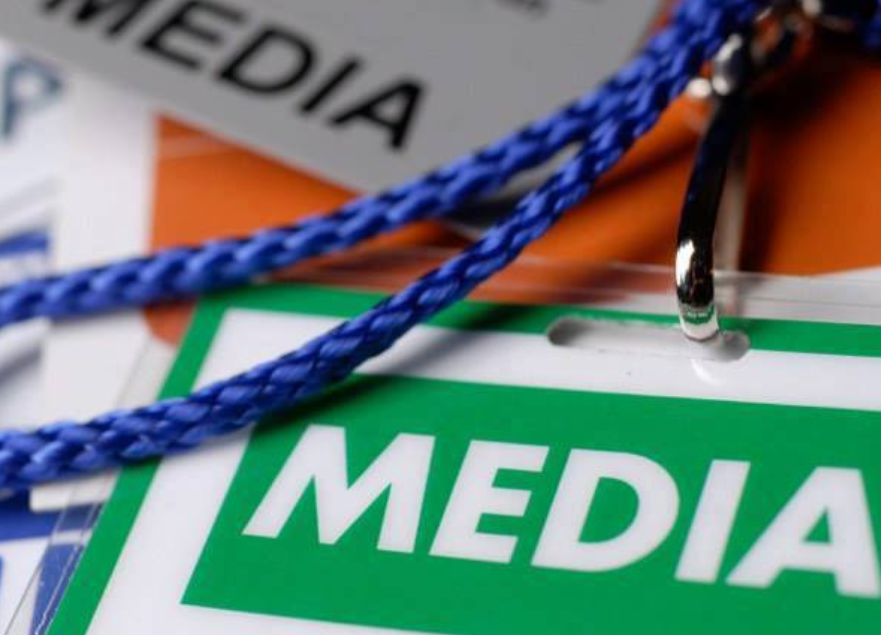 Fillon procesi i akreditimit të mediave për ndeshjet kundër Malit të Zi dhe Bullgarisë