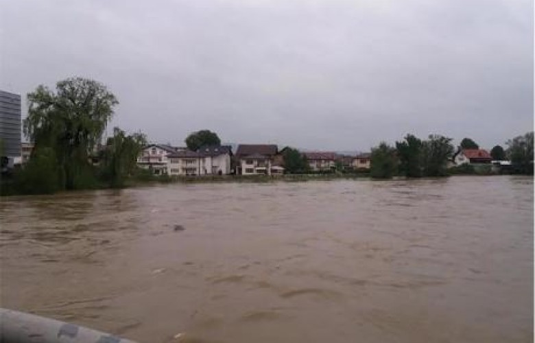Rreziku i vërtetë nga vërshimet pritet në ditët në vijim
