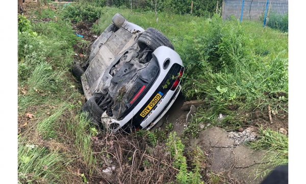 Humb kontrollin e veturës, 44-vjeçari kosovar në fshatin Poshnje të Shqipërisë