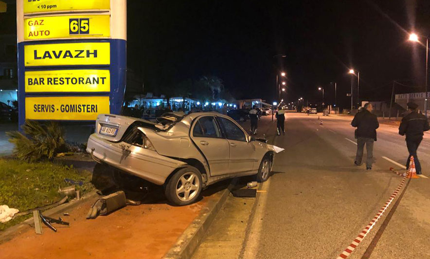 Aksident trafiku, humbin jetën dy persona dhe dy të tjerë në gjendje të rëndë