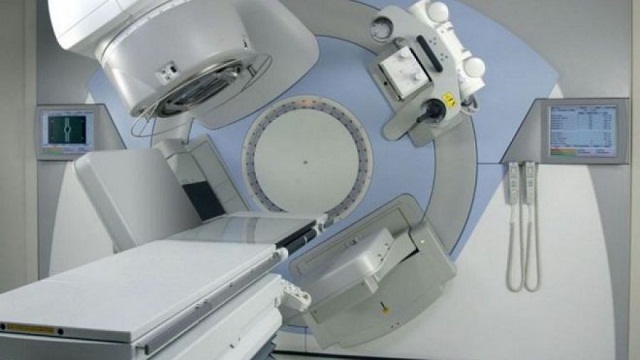 Punëtorët dhe pacientët rrezikohen nga aparaturat e radiologjisë në QKUK
