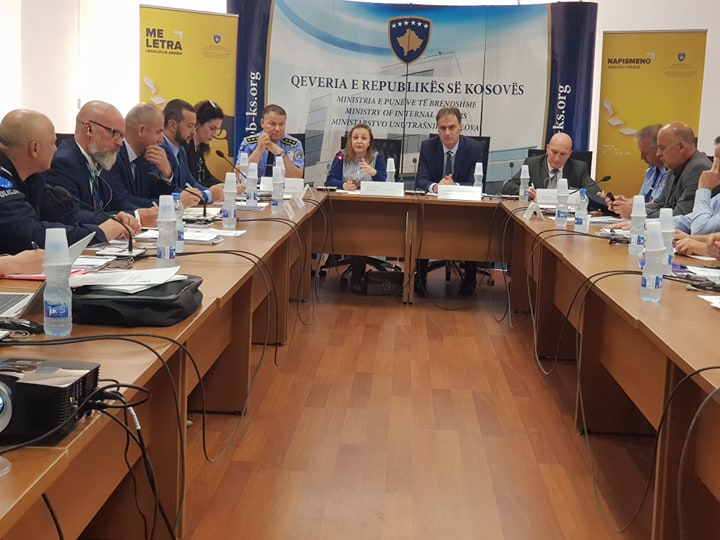 Mosanëtarësimi në Interpol e ka bërë Kosovën vend transit të armëve