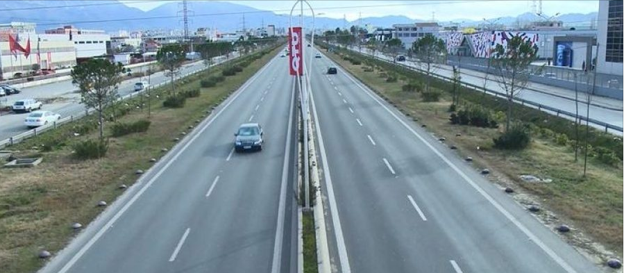 Autostrada Tiranë-Durrës me pagesë brenda vjeshtës